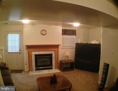 8601 Walcott Ct, Manassas, VA 20111 - photo 6