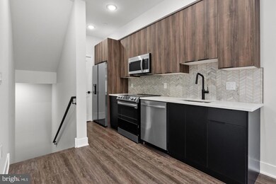 2146 N Front St, Philadelphia, PA 19122 - photo 4