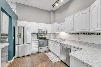 3512 Douglas Dr N, Minneapolis, MN 55422 - photo 3