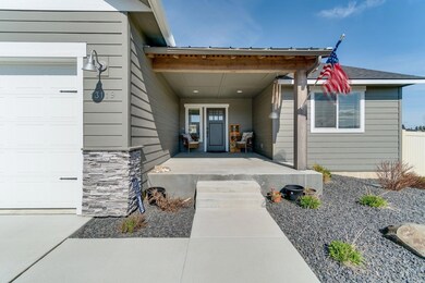 Welcoming entry way