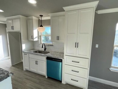 2211 Centaurus Way, Granbury, TX 76048 - photo 5