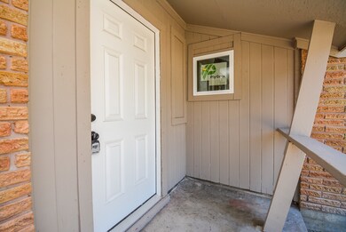 7724 Bretshire Dr, Houston, TX 77016 - photo 5