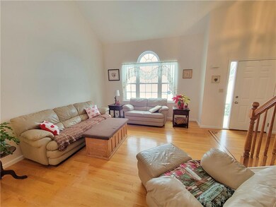 4802 Beech Dr, Whitehall, PA 18052 - photo 7