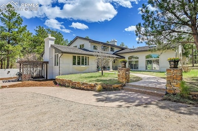 Modern Farmhouse with covered front porch, stucco 