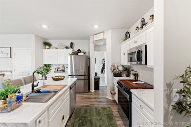 716 N Redbud Ave, Beggs, OK 74421 - photo 7