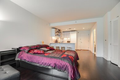 Colgate Center unit 1201, Jersey City, NJ 07302 - photo 4