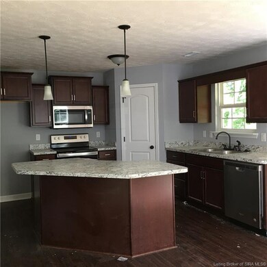 4813 Lucas Ln, New Albany, IN 47150 - photo 2