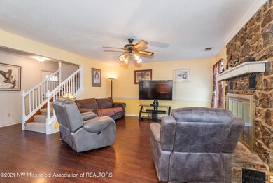 1154 Broady Rd, Nesbit, MS 38651 - photo 2