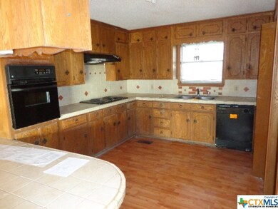 500 Avenue G, Moody, TX 76557 - photo 7