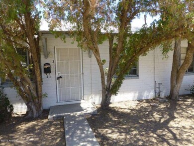 939 E Turney Ave 04
