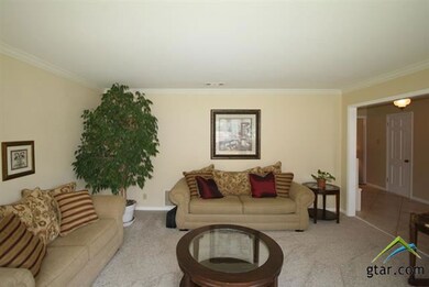 3326 Mcmillan Dr, Tyler, TX 75701 - photo 4