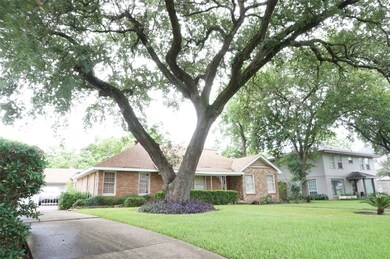 3942 Fernwood Dr, Houston, TX 77021 - photo 2