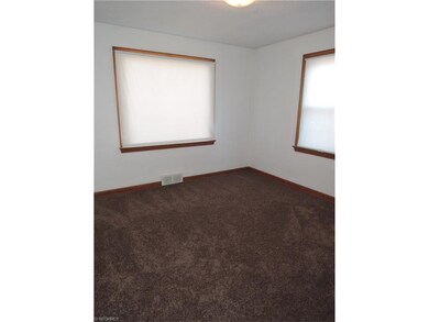 244 Wetmore Dr, Struthers, OH 44471 - photo 7