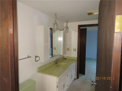 2653 Mountain Rd, Slatington, PA 18080 - photo 3