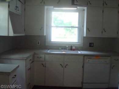 69888 S Nottawa Rd, Sturgis, MI 49091 - photo 3