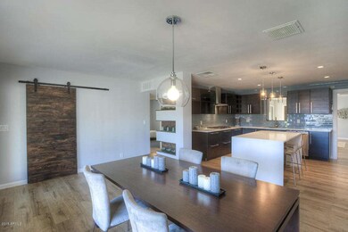 Dining to Kitchen