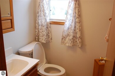 736 Harlin Ct, West Branch, MI 48661 - photo 3