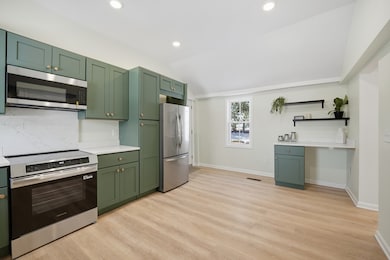 436 Holyoke St, Ludlow, MA 01056 - photo 5