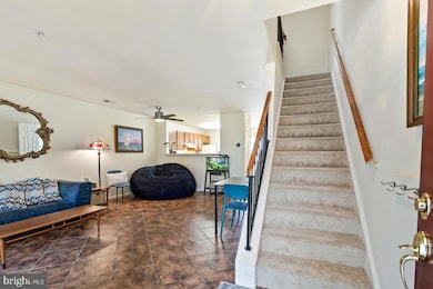 1458 Flatwood Ct unit 1458, Crofton, MD 21114 - photo 4