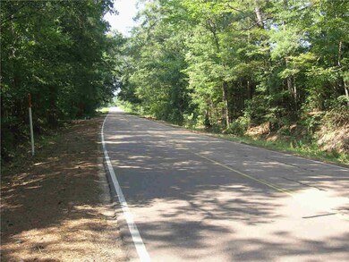 road view looking north toward Clinton