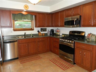 The spacious floorplan of the kitchen provides amp