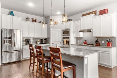 Open and upgraded kitchen with dual ovens!