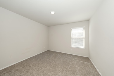 2407 Divot Ln, Navasota, TX 77868 - photo 3