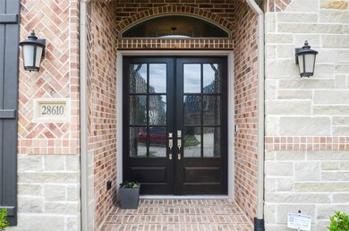 28610 Mountain Timber Ct, Fulshear, TX 77441 - photo 4