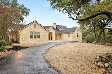 372 Shady Hollow, New Braunfels, TX 78132 - photo 3
