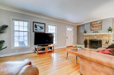 3117 45th St, Des Moines, IA 50310 - photo 5