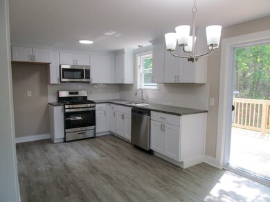 97 S Main St, Uxbridge, MA 01569 - photo 7