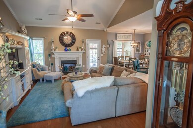 6208 Lydden Rd.-56