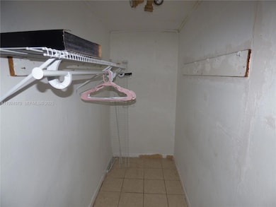 408 NW 97th St, Miami, FL 33150 - photo 4