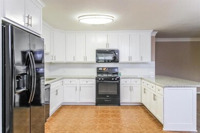 909 Gregory Ave, Bedford, TX 76022 - photo 7