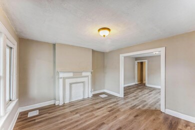 39-web-or-mls-1215-e-20th-ave