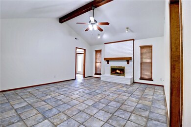 363 E Malinda Dr, Fayetteville, AR 72703 - photo 7