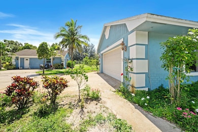 2587 E Rd, Loxahatchee, FL 33470 - photo 3