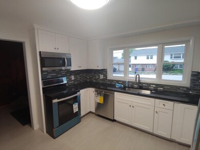 205 Cameron St, Manchester, NH 03103 - photo 5