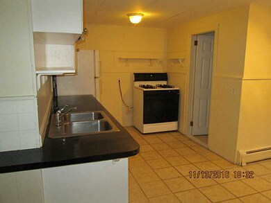 83 Kilvert St, Warwick, RI 02886 - photo 4