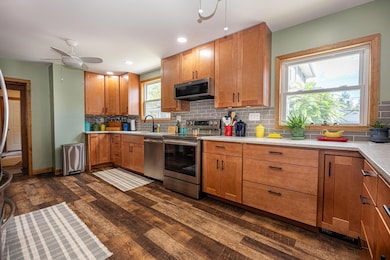 112 Thompson Ave, New Concord, OH 43762 - photo 4