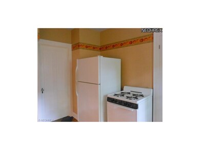 1st Floor Kitchen Gas Stove and Refrigerator that 