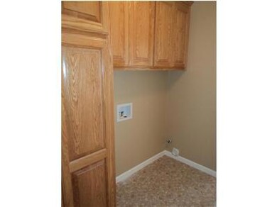 1226 14th St, Wasco, CA 93280 - photo 6