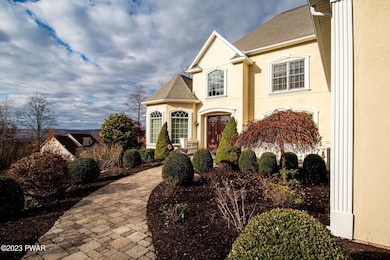 102 O'Connor Dr, Moosic, PA 18507 - photo 2