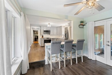 155 Kiwanee Rd, Warwick, RI 02888 - photo 2