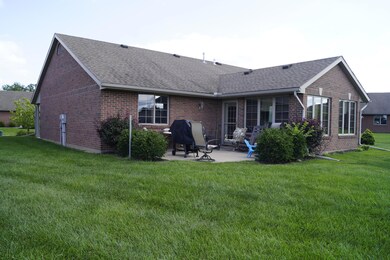 810 Hickory Hill Dr, Marysville, OH 43040 - photo 4