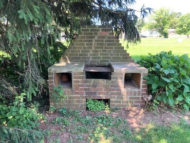 331 Pearl St, Bath, PA 18014 - photo 4