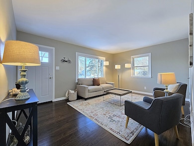 419 Peters Dr, Waukesha, WI 53188 - photo 6