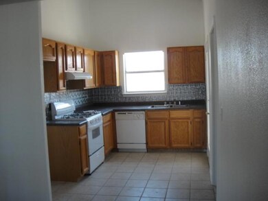 508 Serena Ct, Horizon City, TX 79928 - photo 4