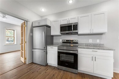 644 N 10th St unit 2, Allentown, PA 18102 - photo 3