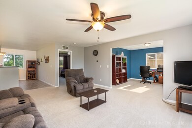 1616 Crescent-7